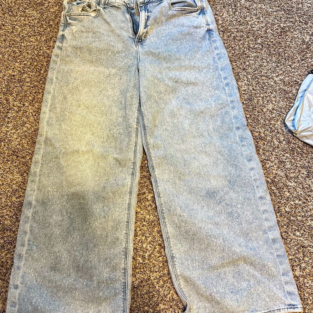 American Eagle Super High Rise Baggy Wide Leg Jeans
